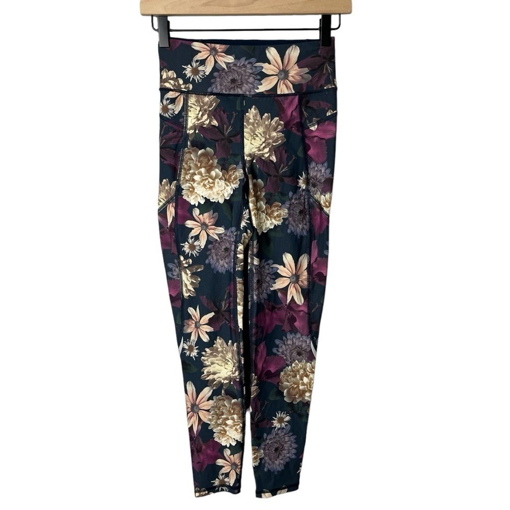 Sweaty Betty Zero Gravity Floral 7/8 Length Leggings Blue Size XS Activewear